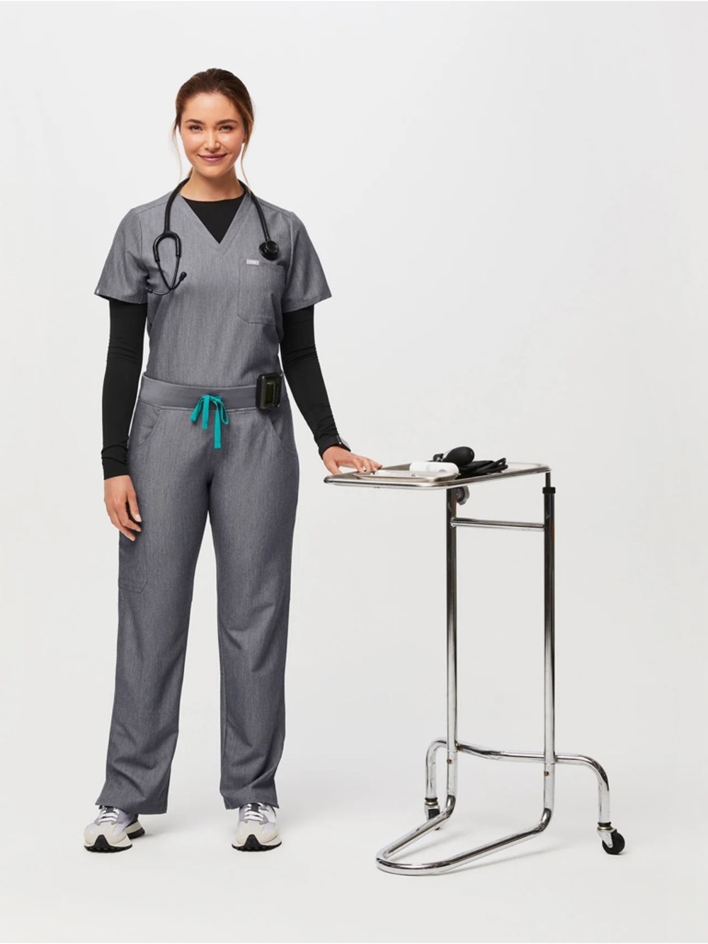 Figs Women's Heather Grey Scrub Set